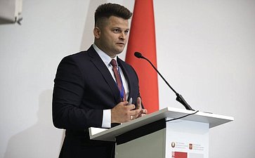 «Роль молодежных объединений в развитии трансграничных связей России и Беларуси». ХII Форум регионов России и Беларуси