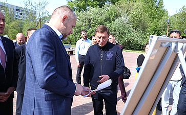 Андрей Турчак посетил парк «Осановская роща», который благоустроен в рамках федерального проекта «Формирование комфортной городской среды»