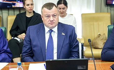 Александр Никитин