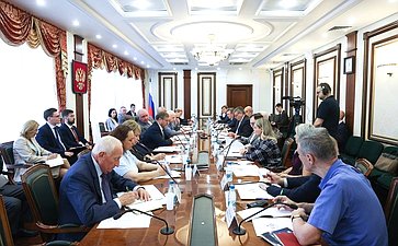 Круглый стол на тему «Сотрудничество Российской Федерации и Китайской Народной Республики как ключевой фактор стабильности в мировых делах»