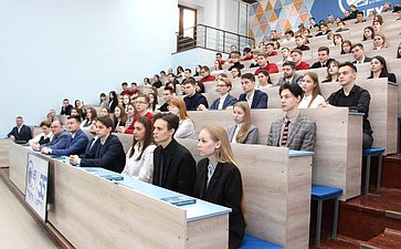 Николай Федоров провел в Чувашском государственном университете имени И.Н. Ульянова встречу со студентами высших учебных заведений республики