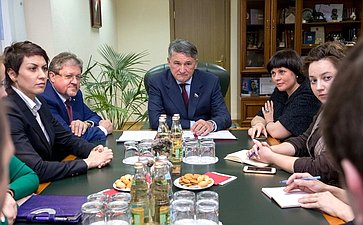 Встреча Ю. Воробьева с молодыми парламентариями