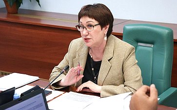 Елена Перминова