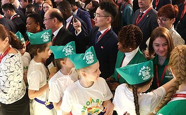 Презентация проектов Всероссийского детского общества «Эколята». XI Невский международный экологический конгресс