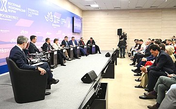 Сессия «Национальная модель: улучшение делового климата России и инвестиционное развитие регионов Дальнего Востока». X Восточный экономический форум