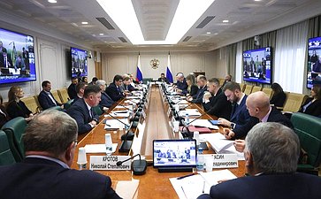 Круглый стол на тему «О развитии сегмента деревянного домостроения в России»