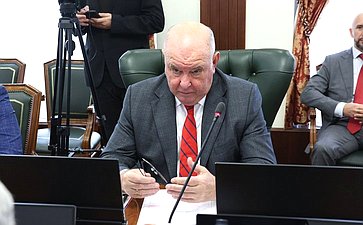 Григорий Карасин