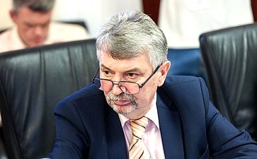 Круглый стол на тему «Решающая роль в Победе над гитлеровской Германией как одна из основ международного статуса России. Против покушений на историческую правду»