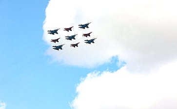 Председатель Совета Федерации Валентина Матвиенко присутствовала на военном параде в ознаменование 80-й годовщины Великой Победы