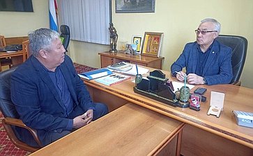 Баир Жамсуев в рамках работы в регионе провел прием граждан по личным вопросам в городе Чите и поселке Агинское