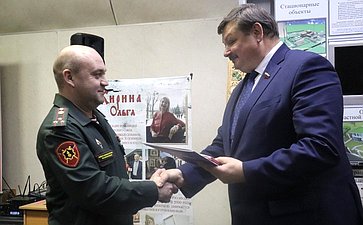 Сергей Колбин организовал проведение выставки в подмосковном Реутове в одной из воинских частей войск национальной гвардии Российской Федерации
