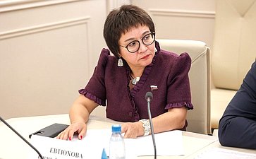 Встреча председателя Комитета СФ по аграрно-продовольственной политике и природопользованию Александра Двойных с Губернатором Чукотского автономного округа Владиславом Кузнецовым