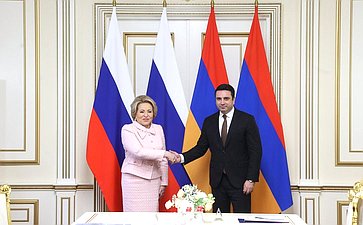 Встреча делегации Совета Федерации с Председателем Национального Собрания Республики Армения Аленом Симоняном