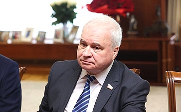 Андрей Денисов