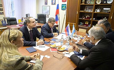 Встреча В. Джабарова с председателем парламентской Группы дружбы с Российской Федерацией Национального Конгресса Аргентины Родольфо Хулио Уртубеем