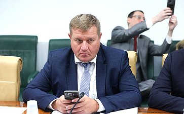 Совещание Комитета СФ по экономической политике «О совершенствовании правового регулирования деятельности по организованной перевозке групп детей»