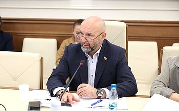 Сергей Аноприенко