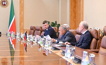 Встреча сенаторов с Раисом Республики Татарстан Рустамом Миннихановым