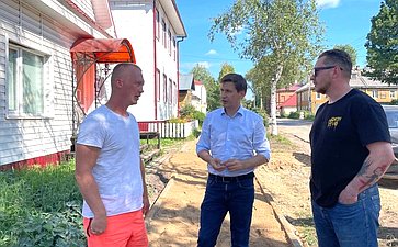 Иван Новиков прокомментировал реализацию проектов по благоустройству в Архангельской области