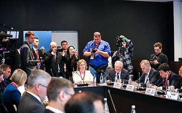 XXVIII Петербургский международный экономический форум (ПМЭФ’25). Заседание комиссии ГосСовета РФ по направлению «Кадры» на тему «Об основных подходах по привлечению квалифицированных специалистов с учетом требований рынка труда»
