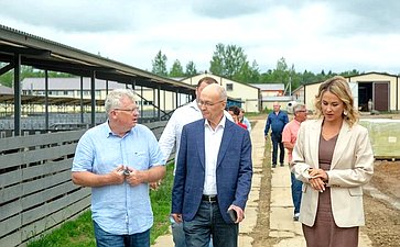 Владимир Киселев в рамках региональной недели посетил экокомплекс в Петушинском районе Владимирской области