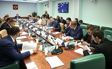 Совещание Комитета СФ по аграрно-продовольственной политике и природопользованию «Мониторинг реализации законодательства Российской Федерации в части поддержки сбыта фермерской продукции»