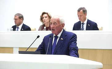 Виктор Кресс