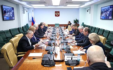 Совещание Комитета СФ по экономической политике «О стратегических вопросах реализации комплексной государственной программы Российской Федерации «Энергосбережение и повышение энергетической эффективности»»