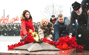 Татьяна Сахарова и Елена Дягилева в рамках региональной недели приняли участие в мероприятиях, приуроченных к 80-й годовщине Великой Победы