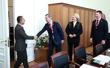 Встреча первого заместителя Председателя СФ Андрея Яцкина с заместителем председателя Народного консультативного конгресса Республики Индонезии