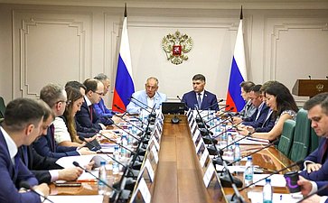 Круглый стол на тему «Обеспечение устойчивого развития арктических поселков и сел»