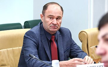 Круглый стол Комитета СФ по конституционному законодательству и государственному строительству на тему «Федеральный закон от 14 июля 2022 года № 307-ФЗ «О внесении изменений в Уголовный кодекс РФ»: практика его применения и перспективы совершенствования»