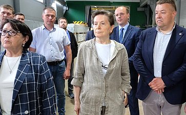 Сенаторы посетили деревоперерабатывающие предприятия в Кировской области