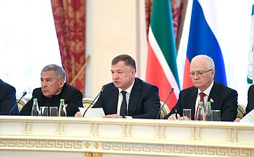 Сенаторы РФ приняли участие в XIII Международном экономическом саммите «Россия — Исламский мир: KazanSummit 2022»