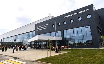 Анатолий Артамонов и Александр Савин приняли участие в открытии в Калуге первого в стране Федерального технопарка профессионального образования
