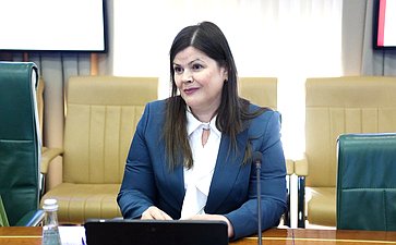 Григорий Карасин провел рабочую встречу с Чрезвычайным и Полномочным Послом Демократической Социалистической Республики Шри-Ланка в РФ Шобини Каушалой Гунасекерой