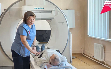 Виктор Калашников провел встречу в краевом клиническом центре онкологии в Хабаровске, обсудил переоснащение учреждения высокотехнологичным медицинским оборудованием