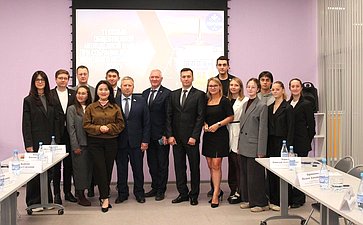 Денис Гусев принял участие в установочной сессии «Парламентский диалог: опыт, идеи, горизонты»