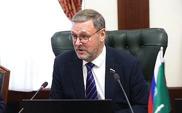 Константин Косачев