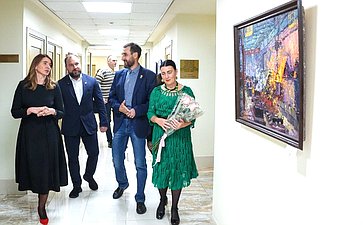 Открытие в Совете Федерации выставки индустриальных пейзажей, посвященной Дню машиностроителя