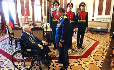 Церемония вручения знаков отличия «Почетный гражданин Санкт-Петербурга» в Мариинском дворце