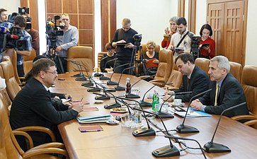 Косачев встреча с делегатом ЕС