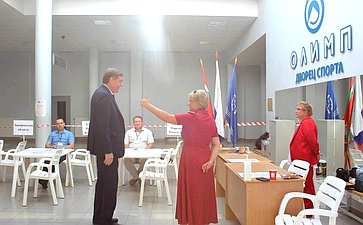 Александр Савин в г. Калуге и в г. Обнинске посетил несколько избирательных участков, на которых смогут проголосовать жители новых регионов