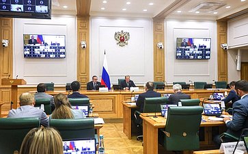 Совещание Комитета Совета Федерации по экономической политике «Эффективные практики реализации целевых функций в отношении неиспользуемого и неэффективно используемого регионального и муниципального имущества»