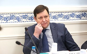 Круглый стол Комитета Совета Федерации по конституционному законодательству и государственному строительству «Адвокатура как платформа для профессионализации судебного представительства»