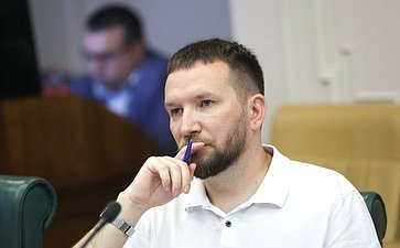 Круглый стол на тему «О перспективах развития и мерах поддержки территорий с высоким научно-техническим потенциалом»