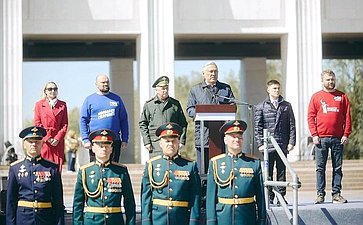 Ю. Валяев принял участие в военно-патриотической акции «Символы Великой Победы»