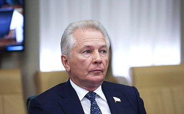 Валерий Пономарев