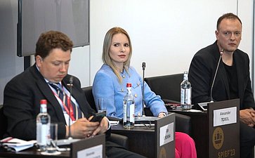 Дискуссионная сессия «Сингулярность наступила: ИИ vs человек – какой будет новая реальность?» в рамках Петербургского международного экономического форума