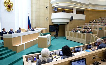 Председатель Совета Федерации Валентина Матвиенко подвела итоги весенней сессии